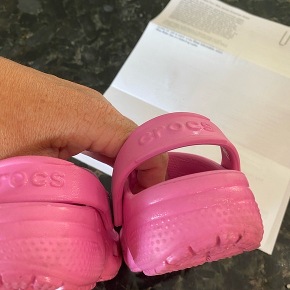 GUC pink crocs - Picture 4 of 5